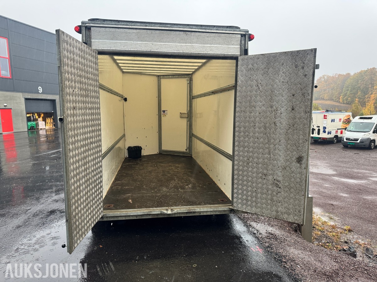 2022 Ifor Williams BV126G Skaphenger - 2390kg nyttelast 