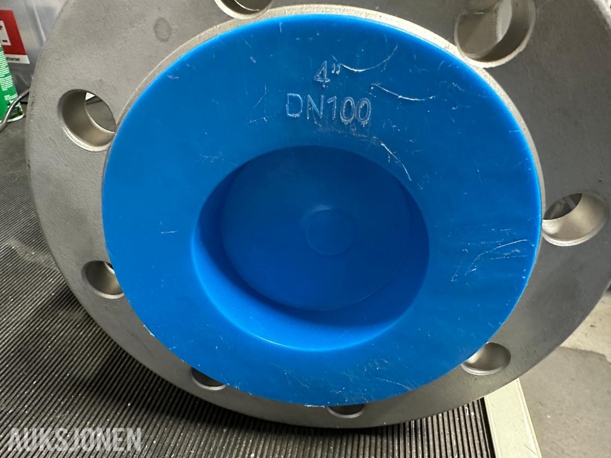 ''die erste'' Dreiespjeldventiler - 4stk. DN 100/1.4408 PN 16