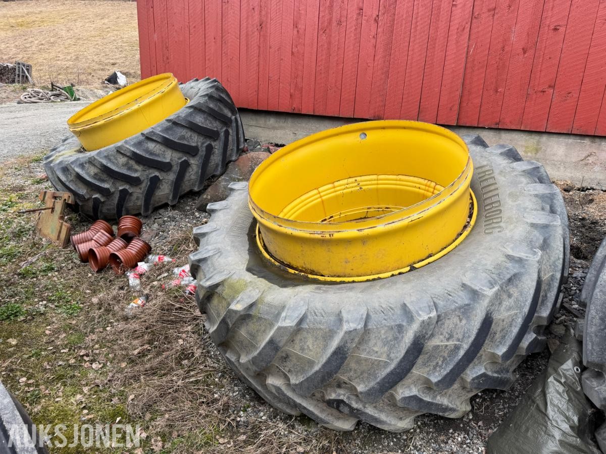 Trelleborg TM800, 650/65R42 dekk med felg til tvillinghjul, 2 stk