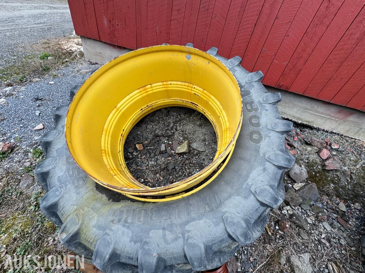 Trelleborg TM800, 650/65R42 dekk med felg til tvillinghjul, 2 stk