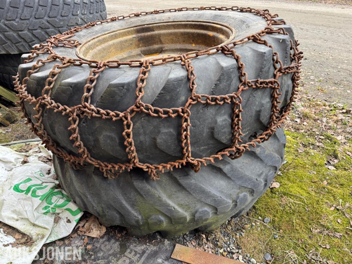 Goodyear dekk og felg til Volvo 650-700 / 2 stk