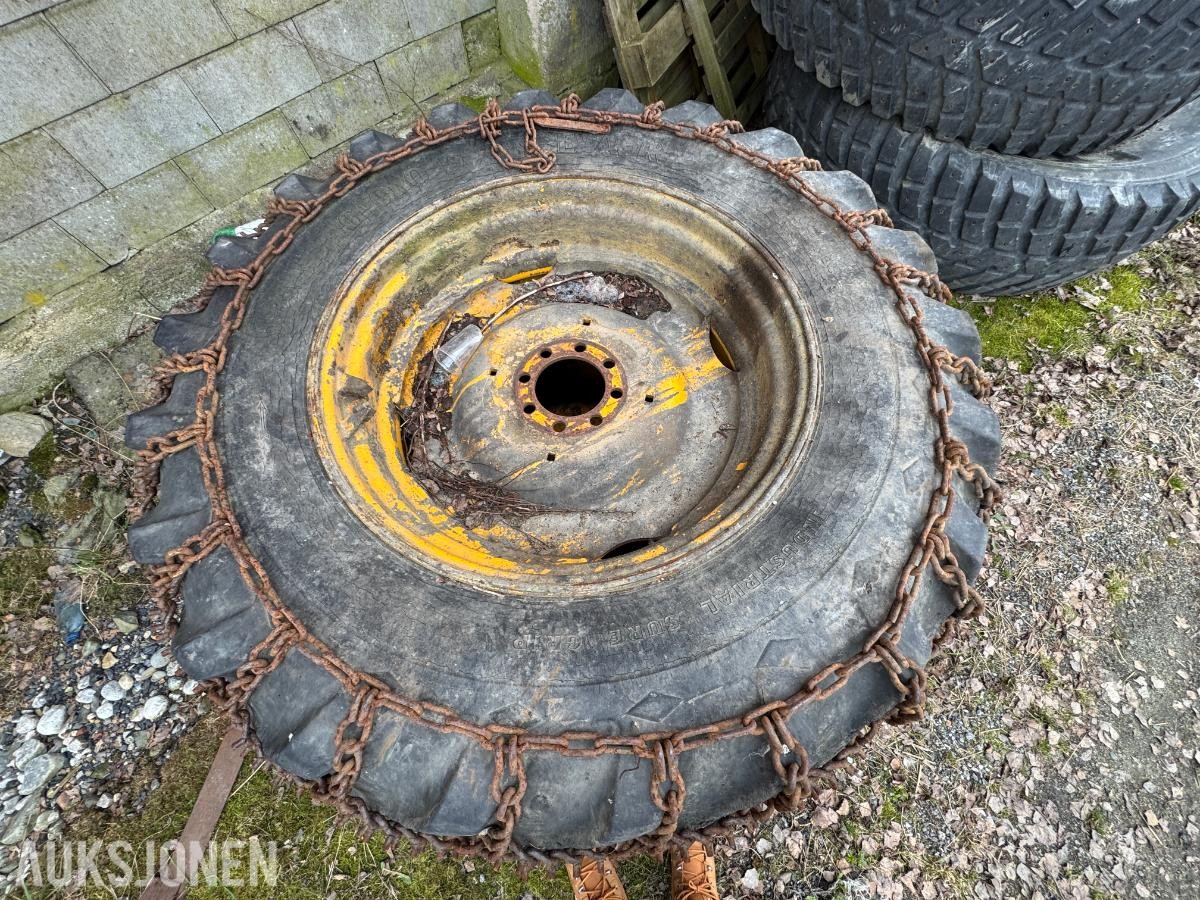 Goodyear dekk og felg til Volvo 650-700 / 2 stk