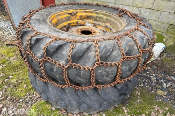 Goodyear dekk og felg til Volvo 650-700 / 2 stk