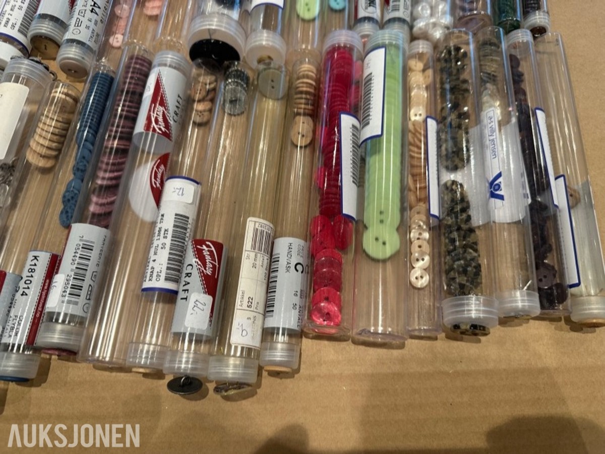 Knapper til skjoter, gensere, jakker+++