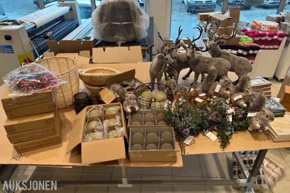 Julepunt selges samlet!