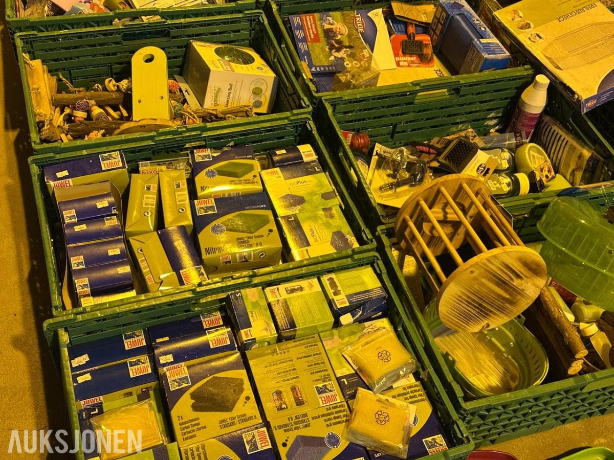 Varelager fra Dyrebutikk Diverse artikler