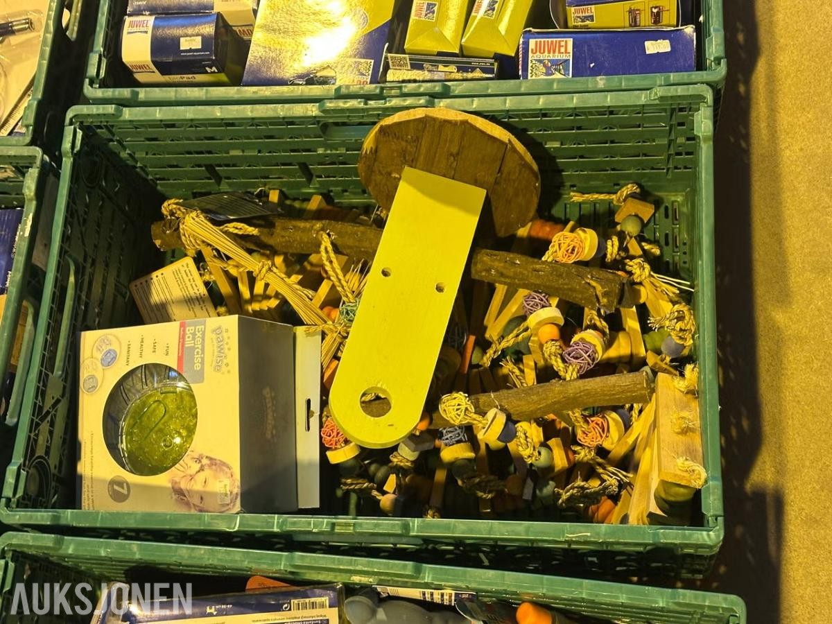 Varelager fra Dyrebutikk Diverse artikler