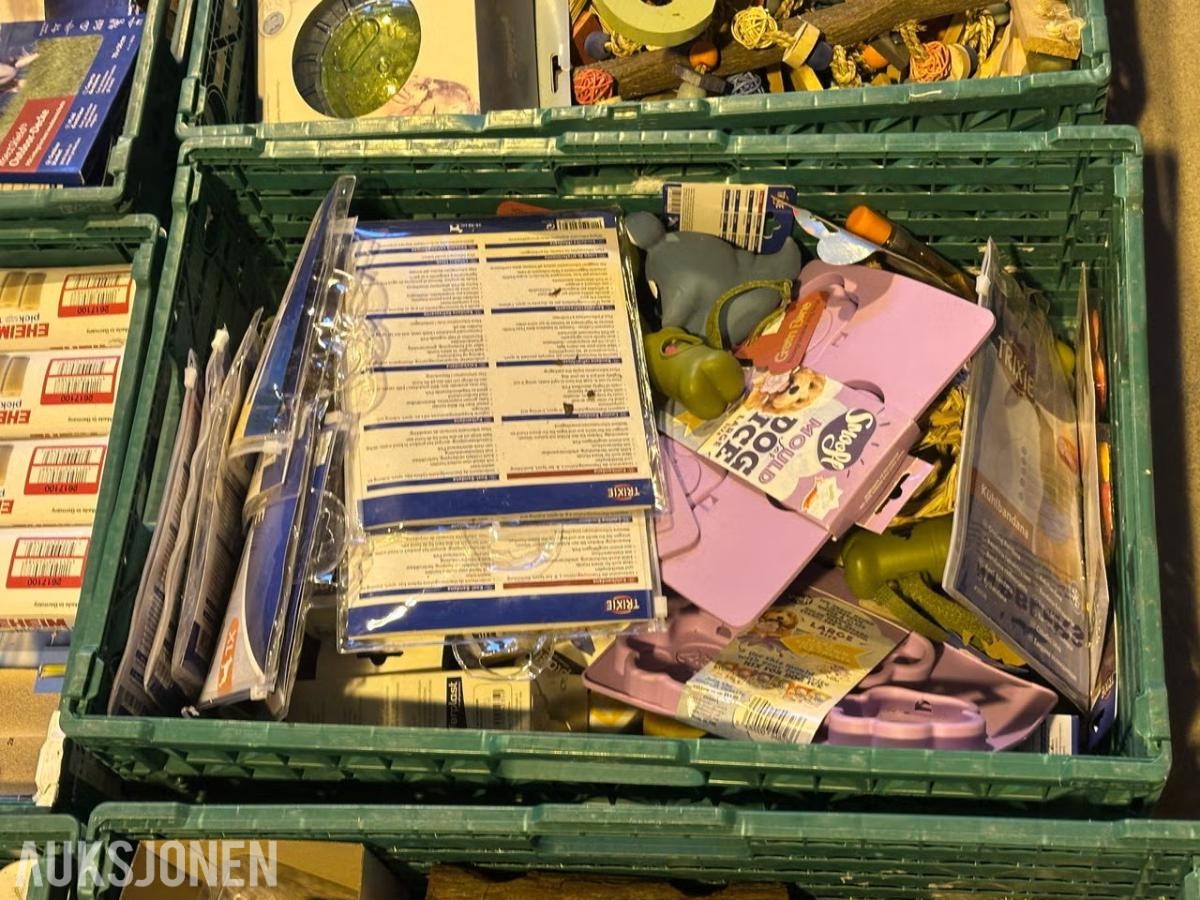 Varelager fra Dyrebutikk Diverse artikler