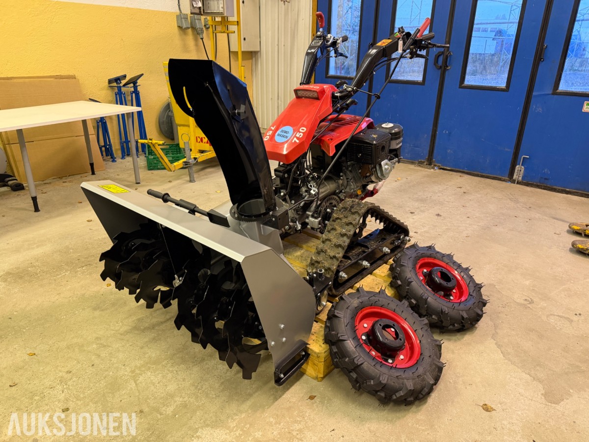 AGRO 750PS Tohjulstraktor med belter og hjul
