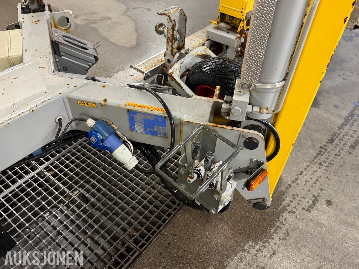 2018 Omme 1700EX tilhengerlift med 17 meter arbeidshøyde