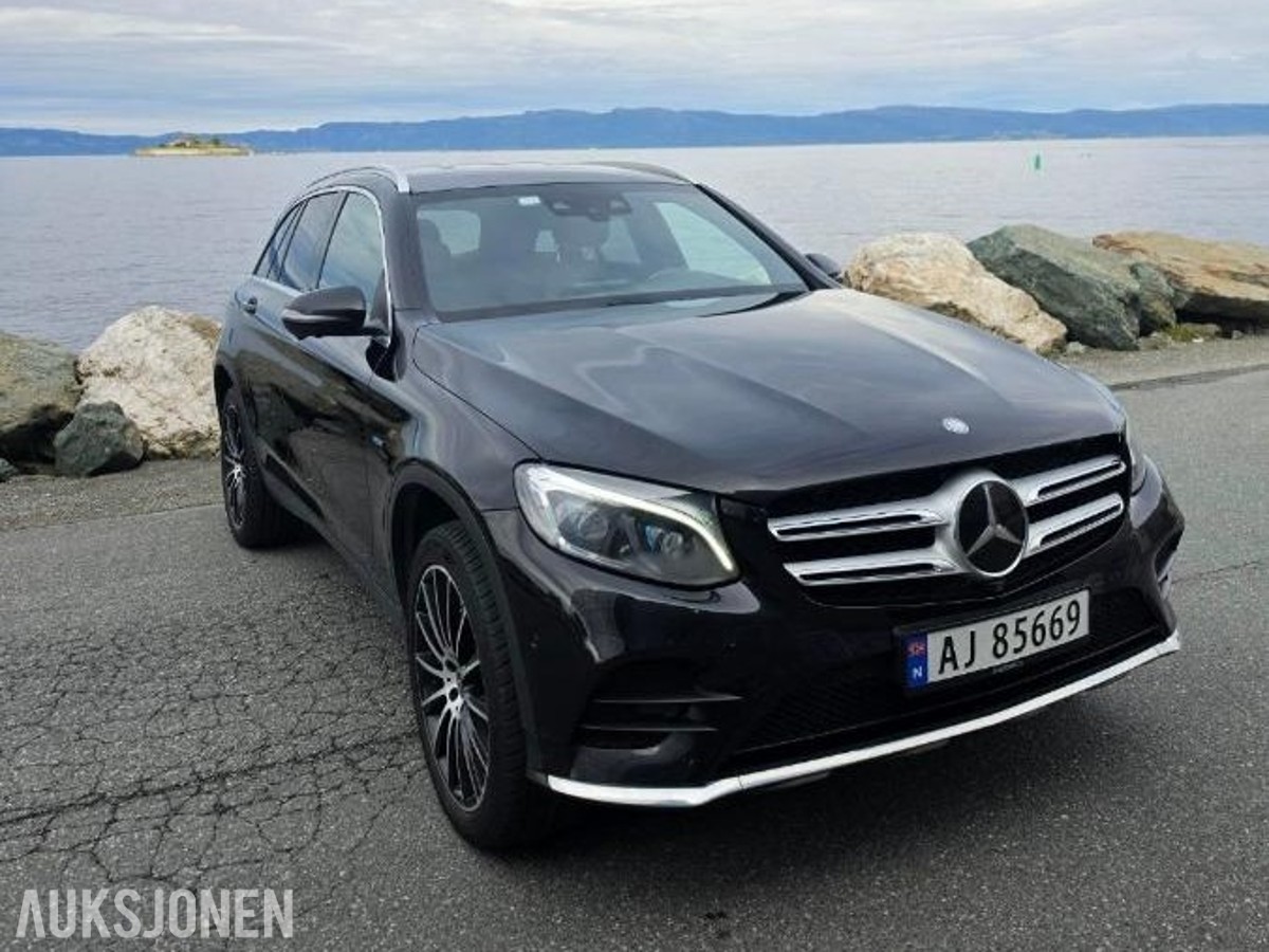 2017 Mercedes-Benz GLC 350E 4MATIC | 2xAMG | Distronic Plus | ACC | Burmester | H.feste