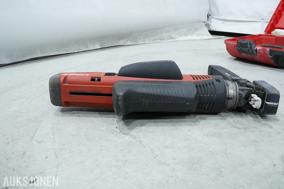 Parti Hilti verktøy med DX 76, SB 4-22, SD 2500