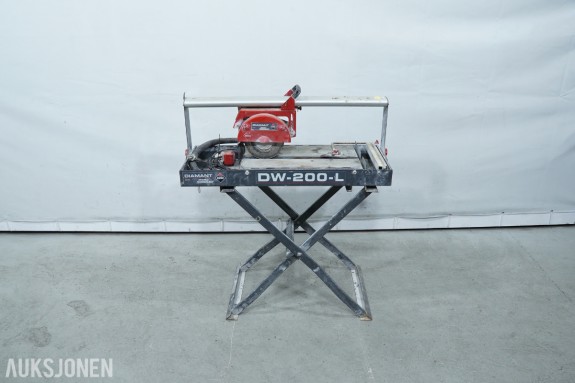 2008 RUBI DW-200-L våtkutter / flissag med stativ