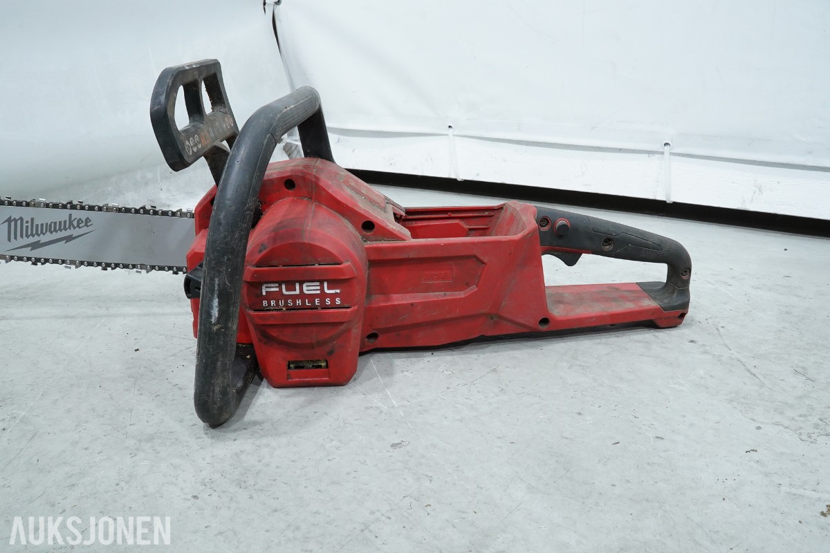 Parti Milwaukee M18 elektroverktøy, motorsager og arbeidsutstyr