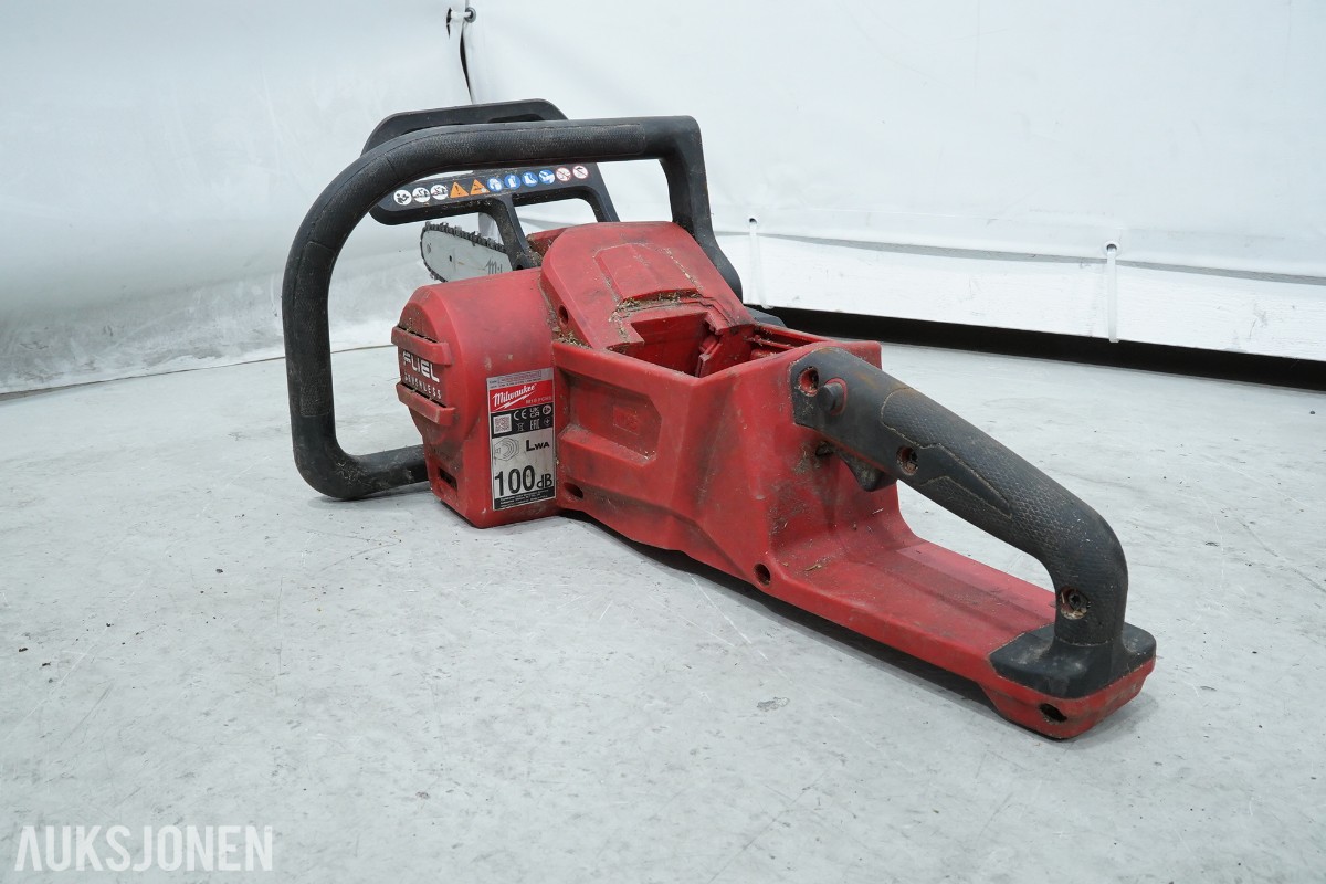 Parti Milwaukee M18 elektroverktøy, motorsager og arbeidsutstyr