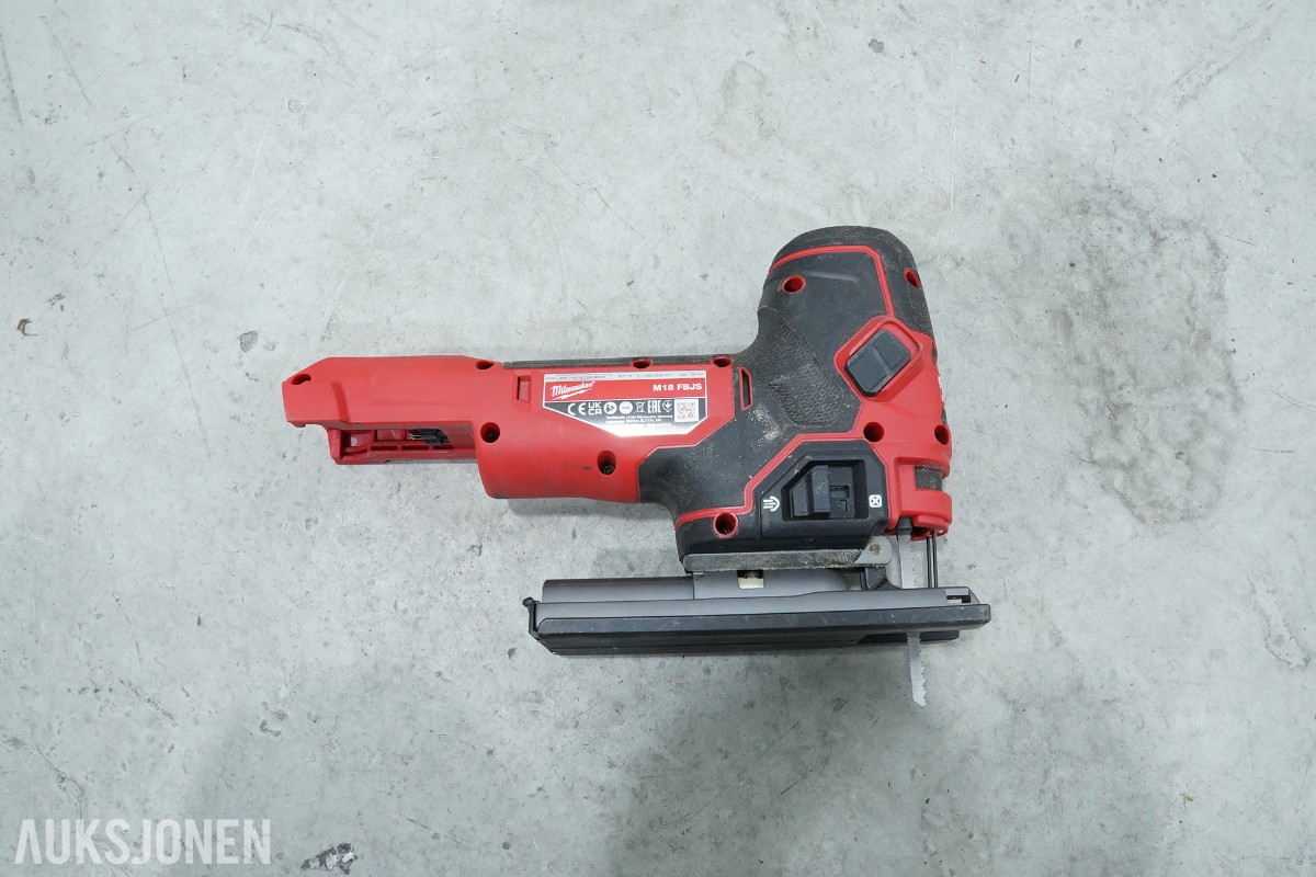 Parti Milwaukee M18 elektroverktøy, motorsager og arbeidsutstyr