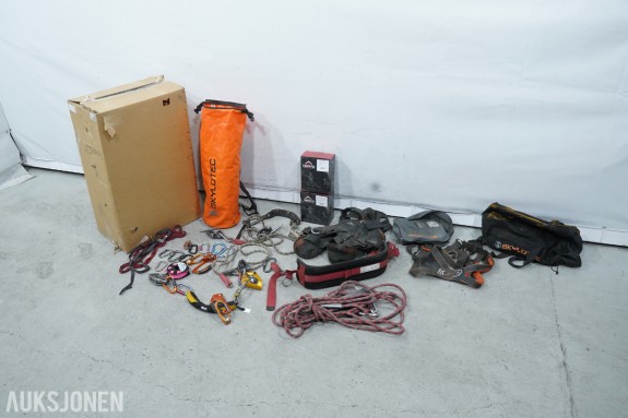 Parti Fallsikrings og tauarbeidsutstyr fra Cresto, Petzl, ActSafe og Climbing Technology