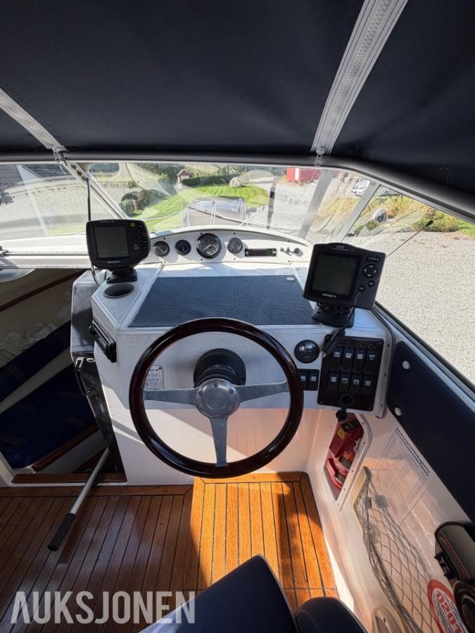 2002 Nor-Dan 610 båt – 21 fot – MerCruiser 1.7 Diesel – Henger