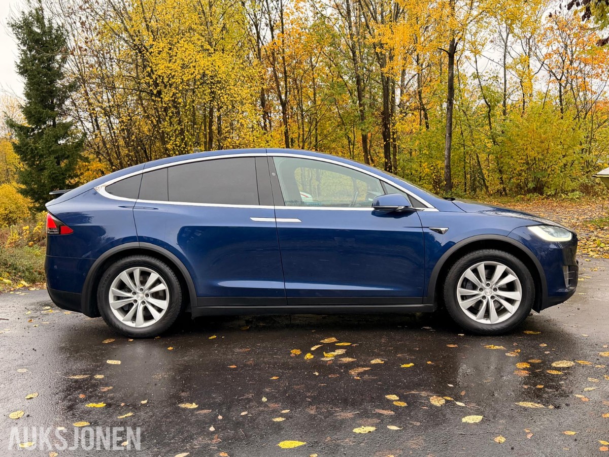 2018 Tesla Model X 75D 5-seter 131 942 km