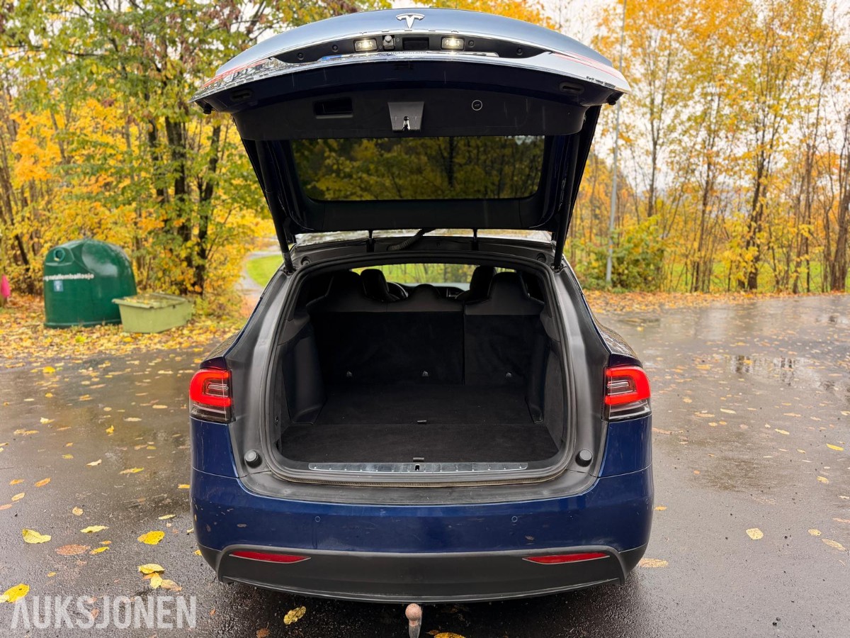 2018 Tesla Model X 75D 5-seter 131 942 km