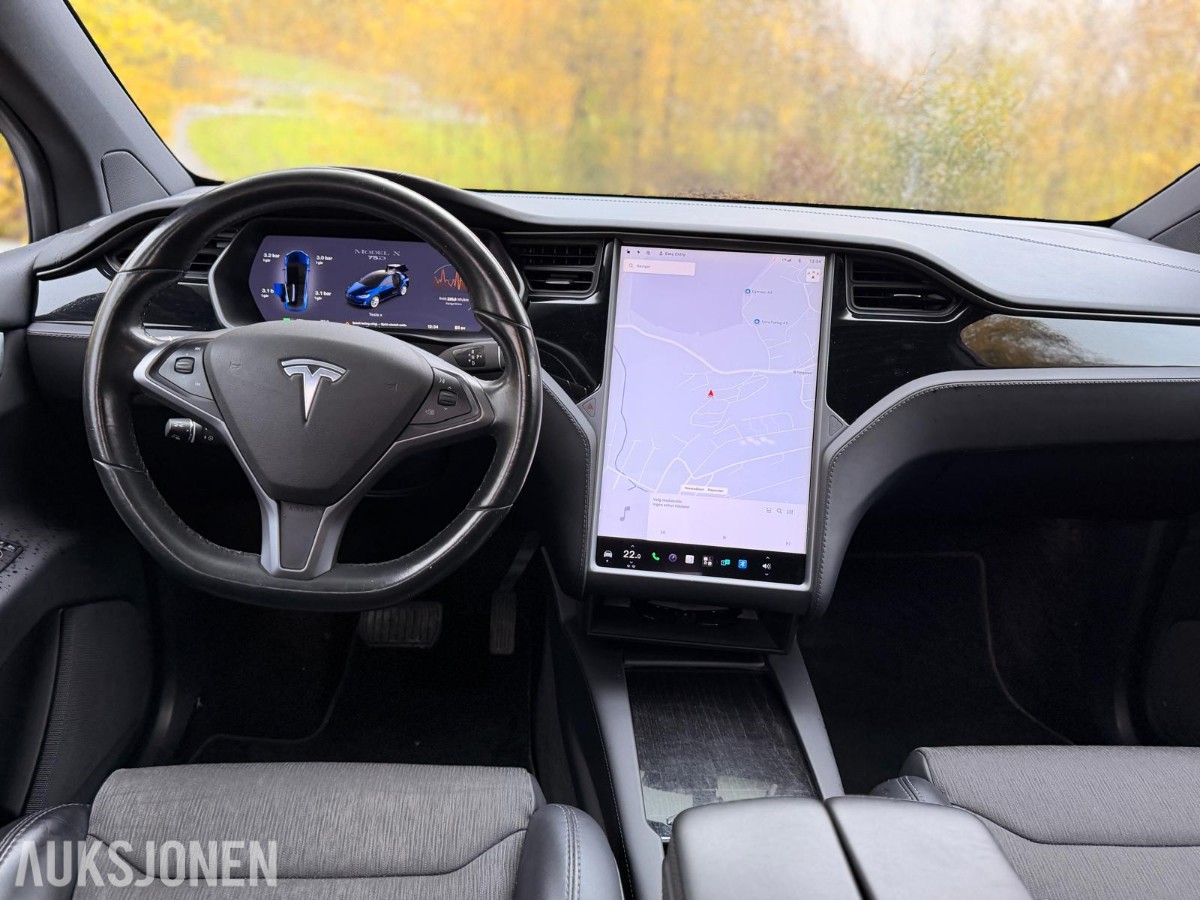 2018 Tesla Model X 75D 5-seter 131 942 km