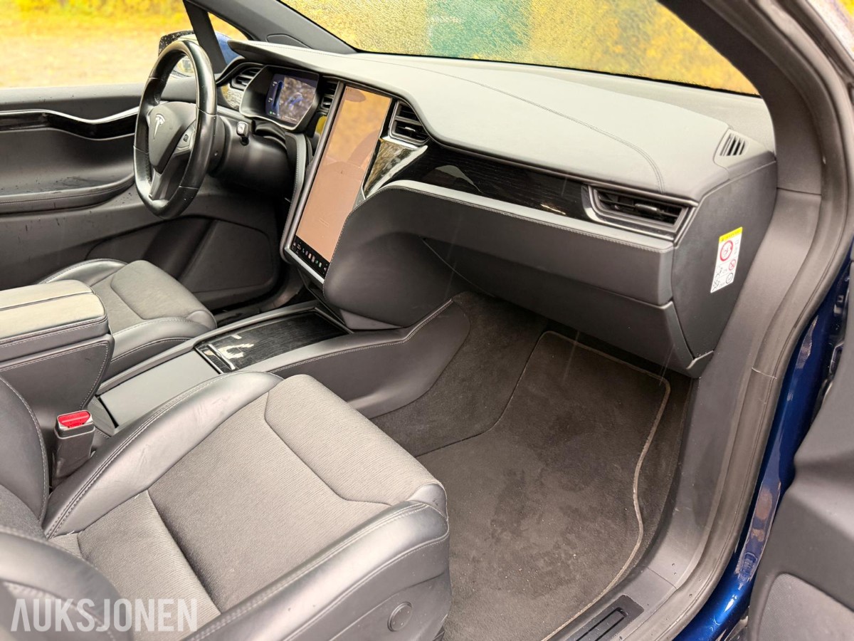 2018 Tesla Model X 75D 5-seter 131 942 km