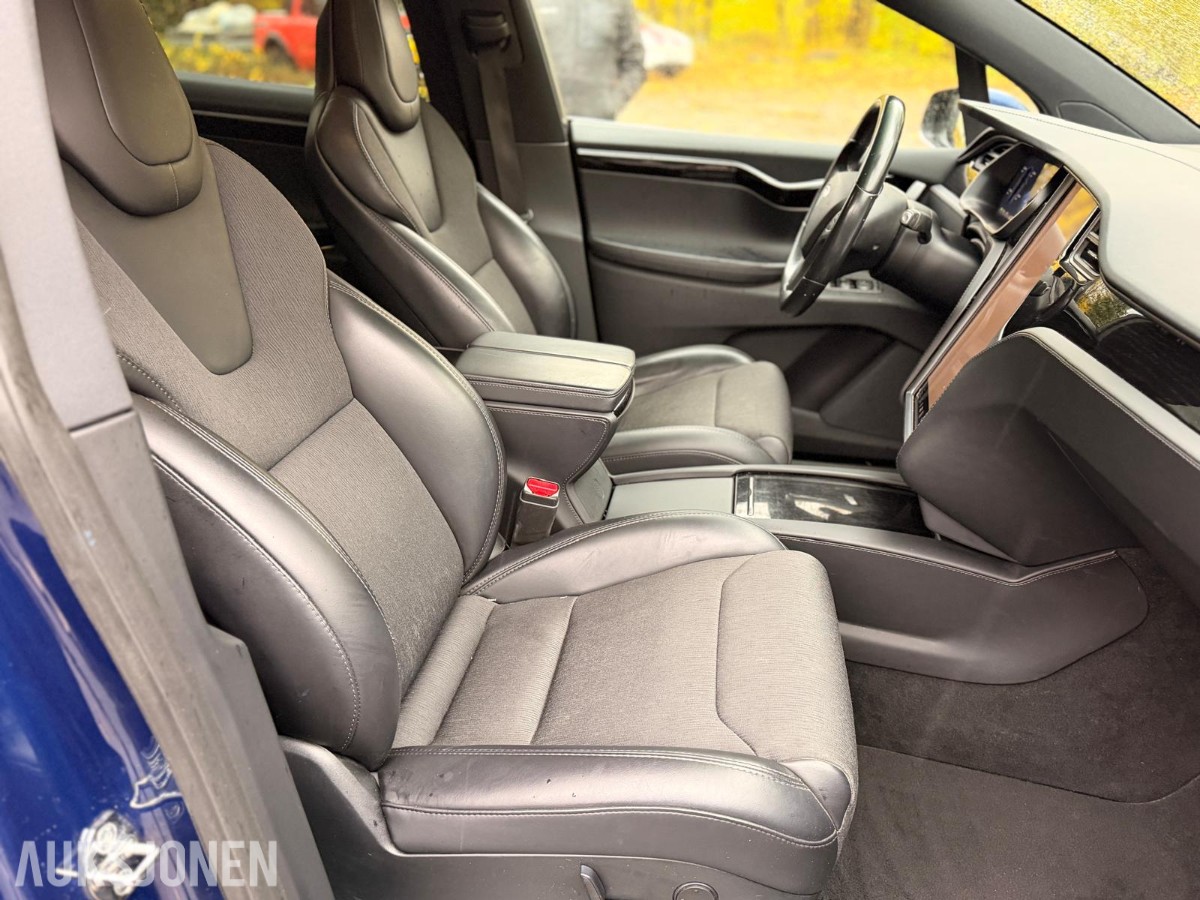 2018 Tesla Model X 75D 5-seter 131 942 km