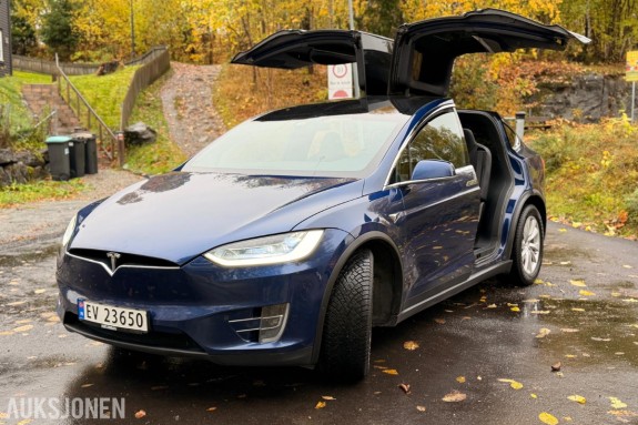 2018 Tesla Model X 75D 5-seter 131 942 km