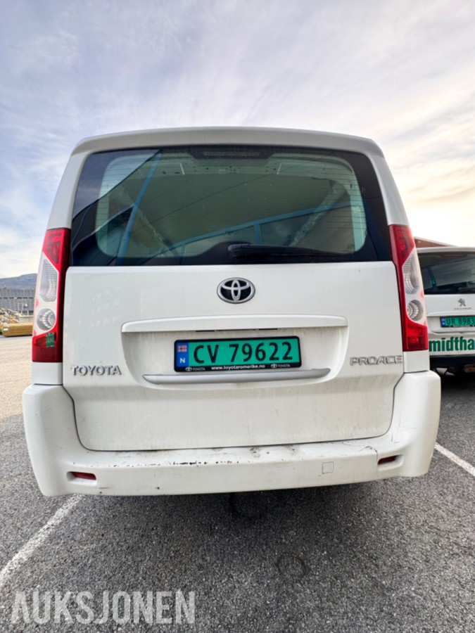 2016 Toyota PROACE 2.0 D 128HK LANG 3 SETER CRUISE SKYVEDØRER