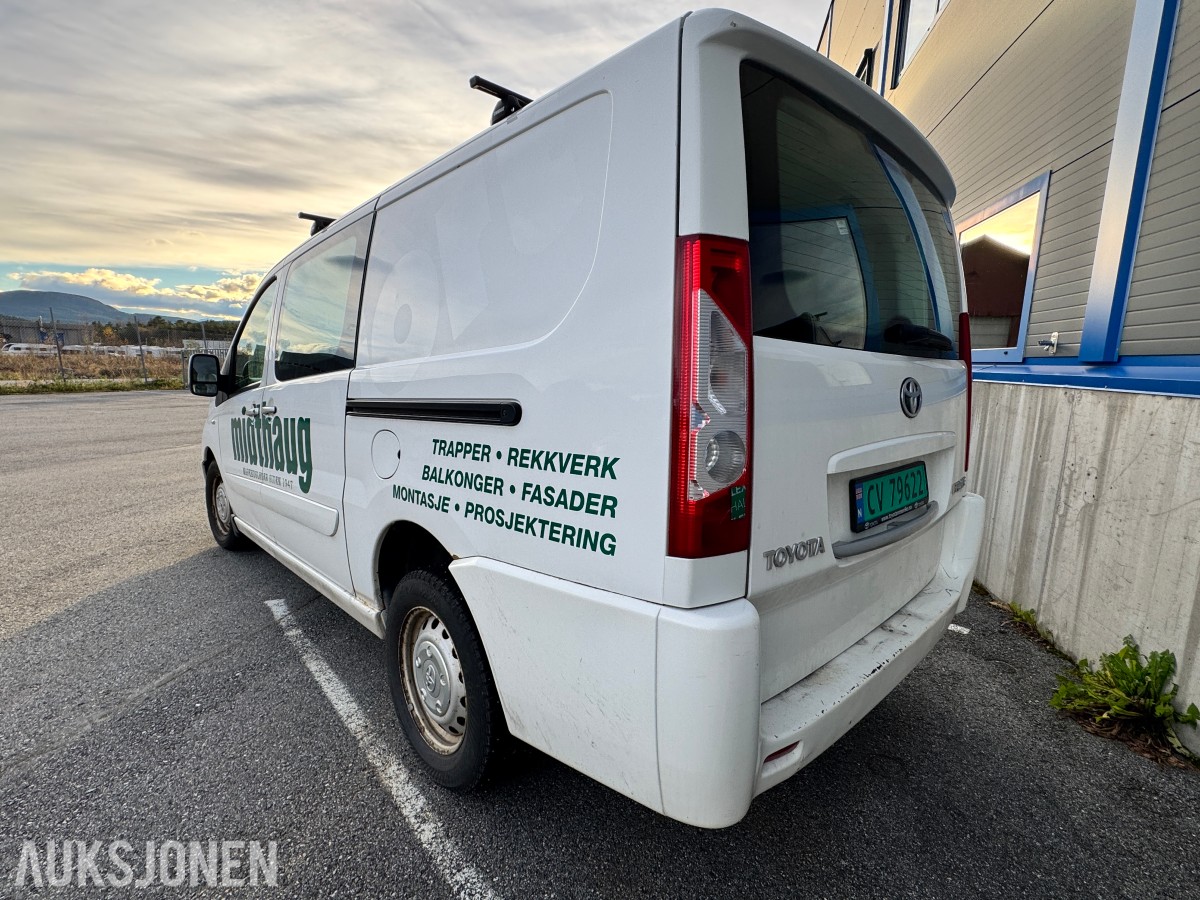 2016 Toyota PROACE 2.0 D 128HK LANG 3 SETER CRUISE SKYVEDØRER