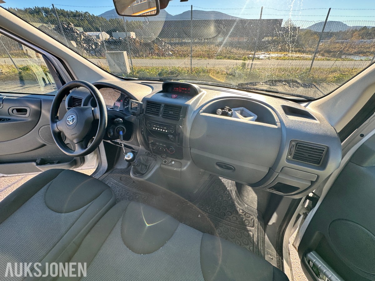 2016 Toyota PROACE 2.0 D 128HK LANG 3 SETER CRUISE SKYVEDØRER
