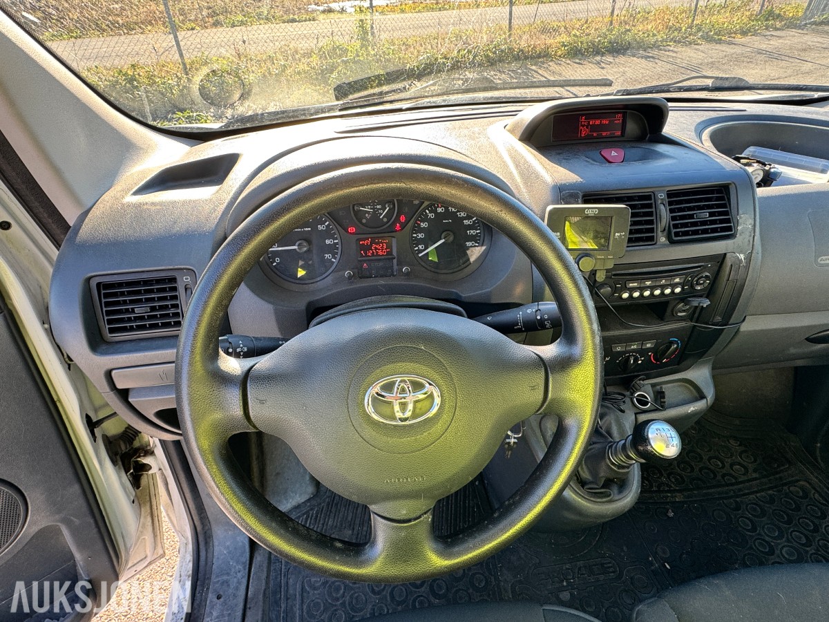 2016 Toyota PROACE 2.0 D 128HK LANG 3 SETER CRUISE SKYVEDØRER