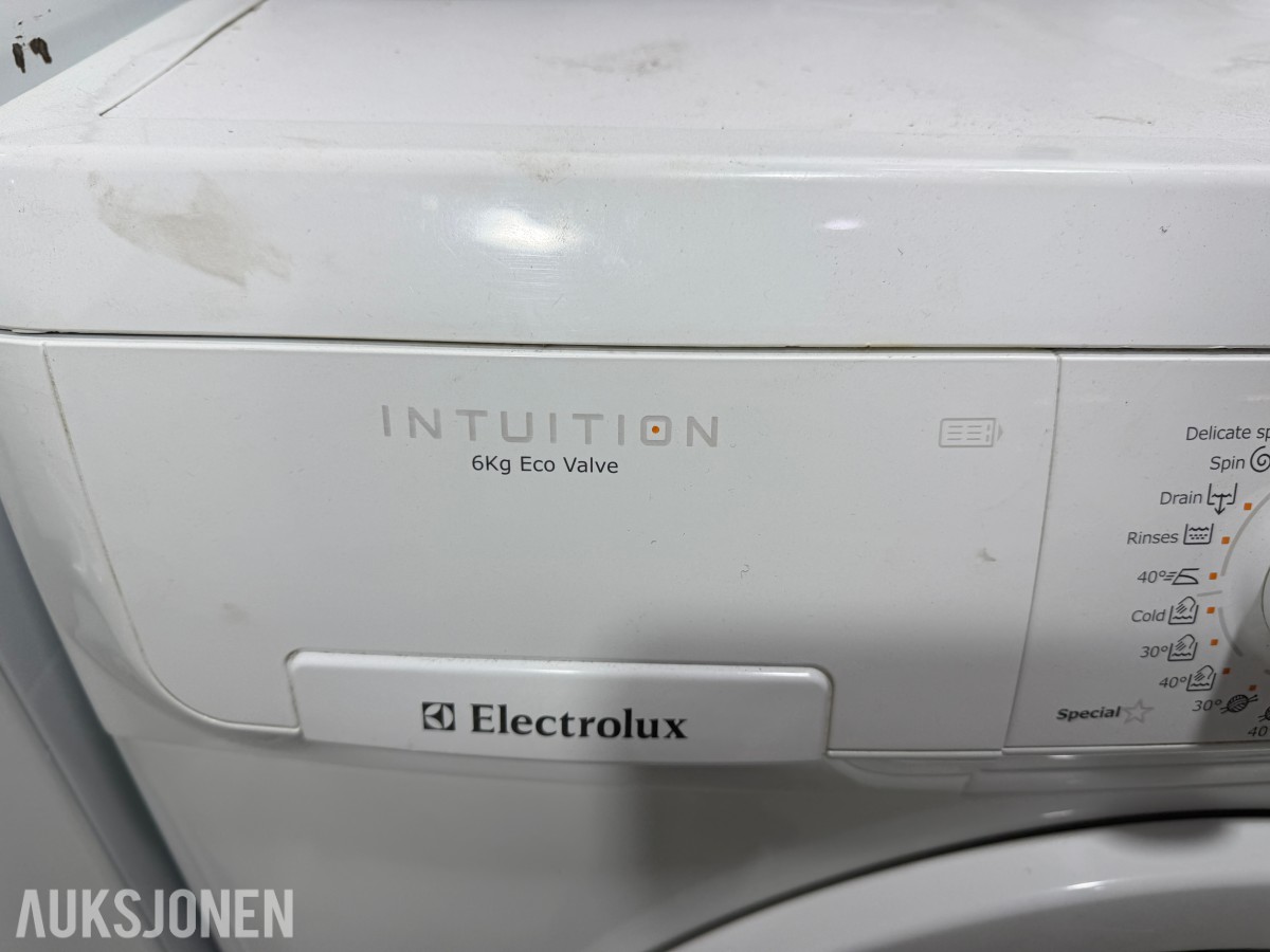 Electrolux komfyr EKC6006 og vaskemaskin EWF14079W