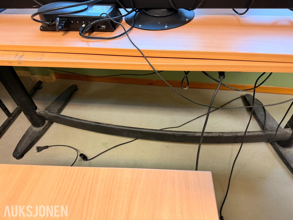 3 stk. elektrisk hev- og senkebord med LINAK styring