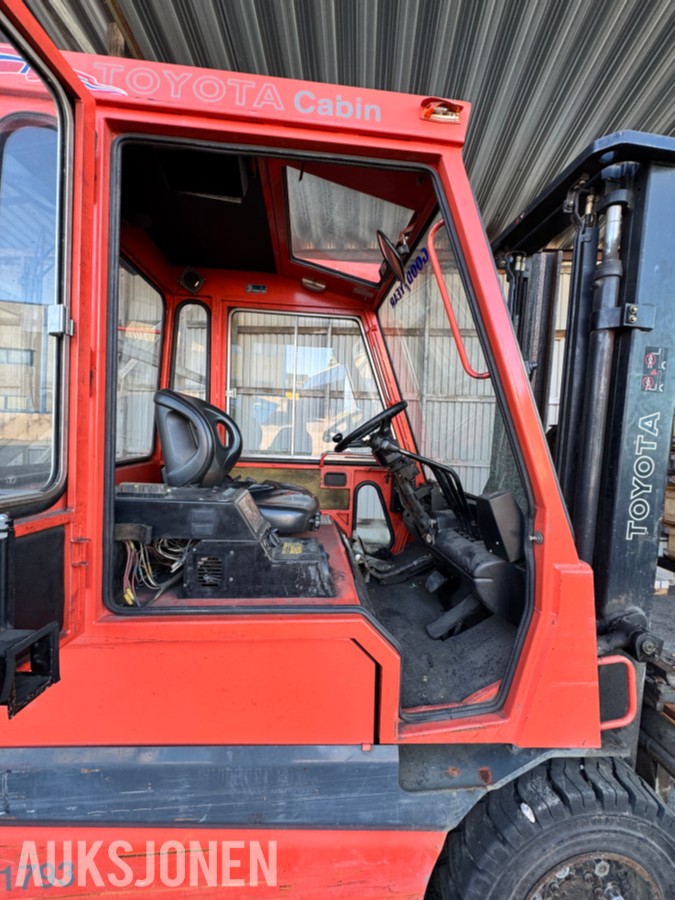 2001 Toyota FBMF 30 elektrisk truck - delemaskin