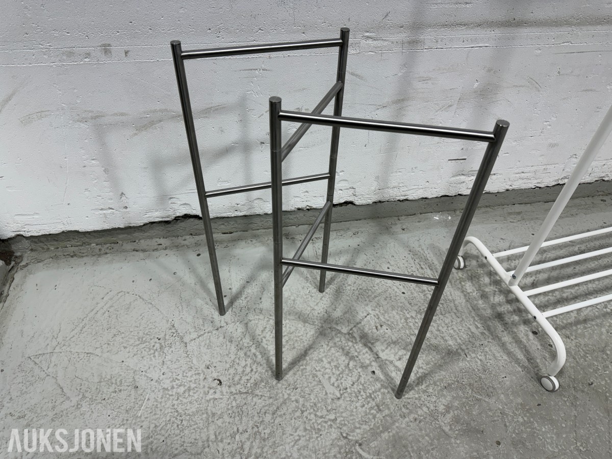Ikea Rigga klesstativ + ett annet stativ