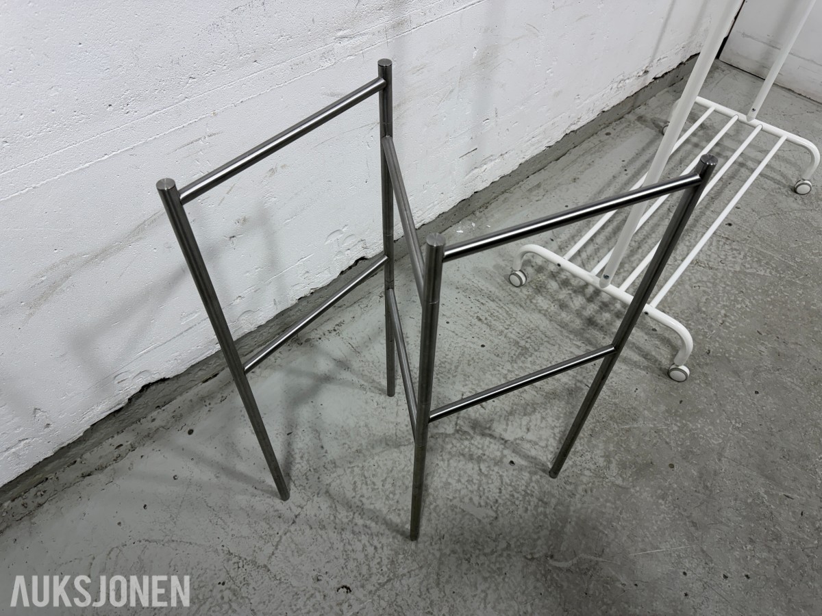 Ikea Rigga klesstativ + ett annet stativ