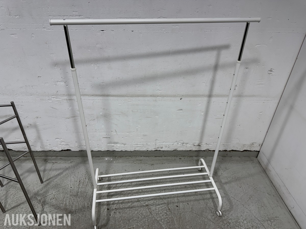 Ikea Rigga klesstativ + ett annet stativ