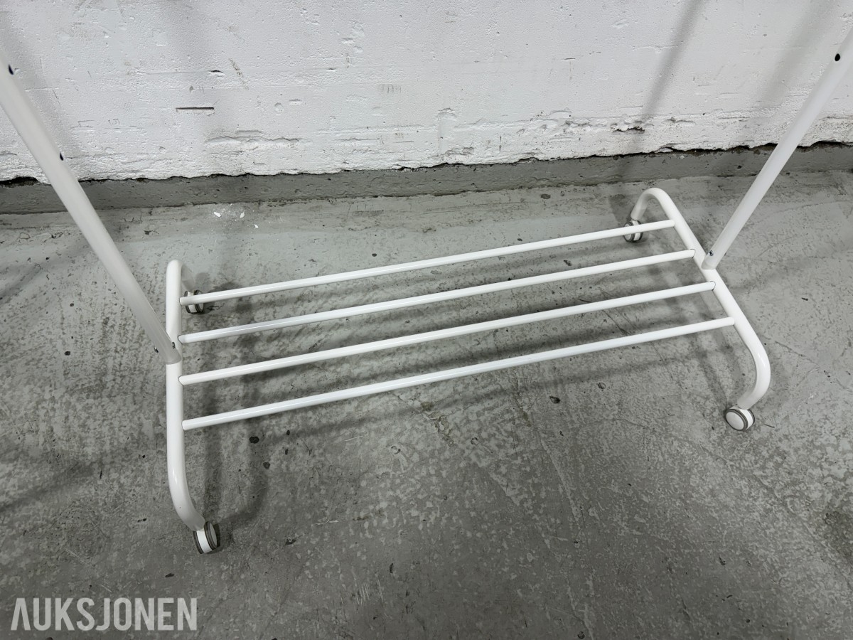 Ikea Rigga klesstativ + ett annet stativ