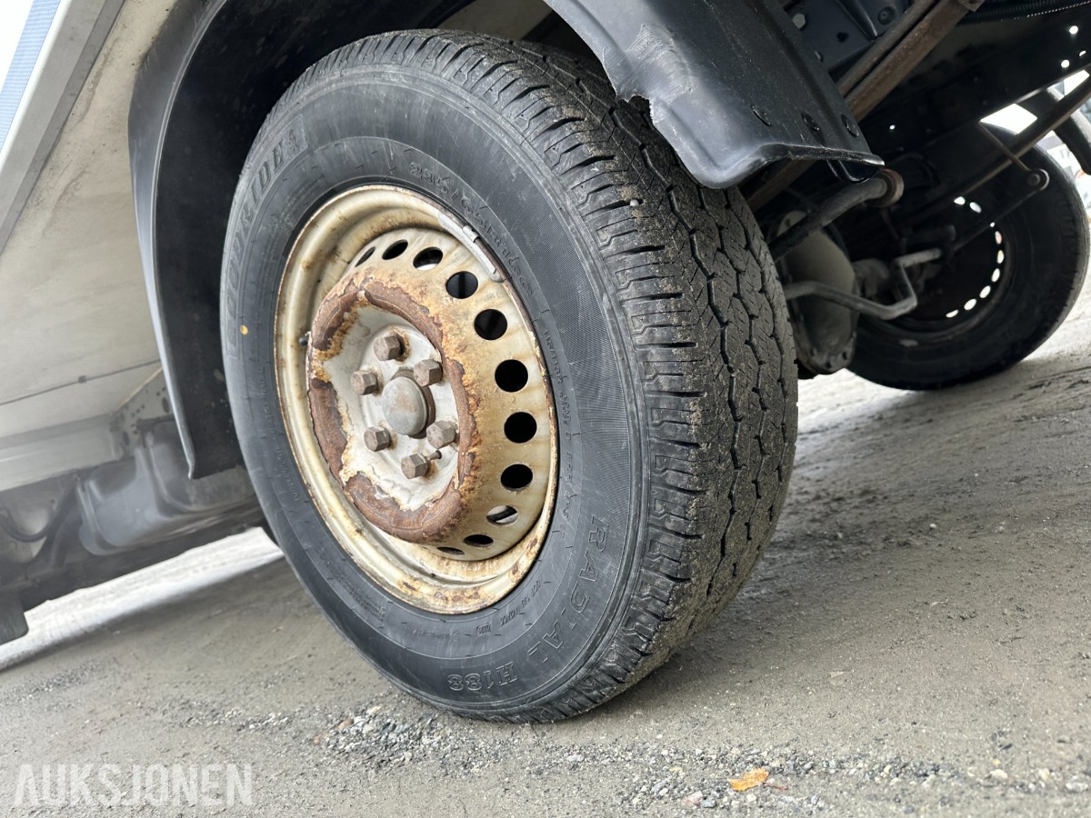 2022 Iveco Daily 35S16 skapbil | 8 paller | Zepro bakløfter