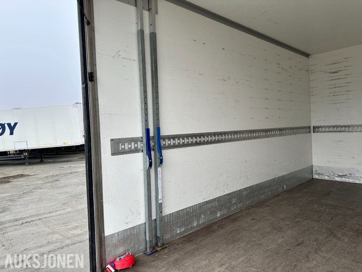2022 Iveco Daily 35S16 skapbil | 8 paller | Zepro bakløfter