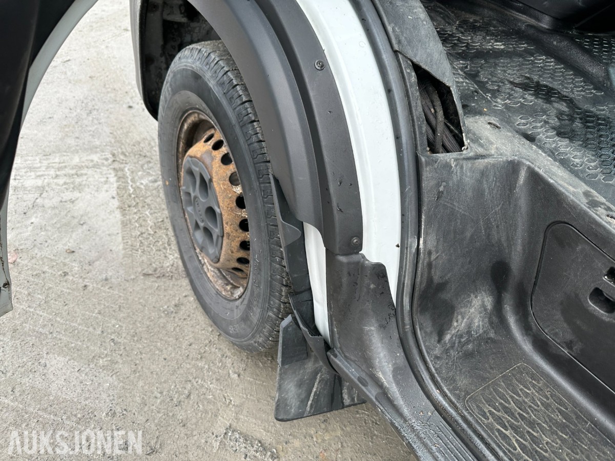 2022 Iveco Daily 35S16 skapbil | 8 paller | Zepro bakløfter