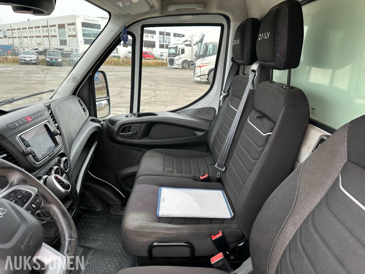 2022 Iveco Daily 35S16 skapbil | 8 paller | Zepro bakløfter