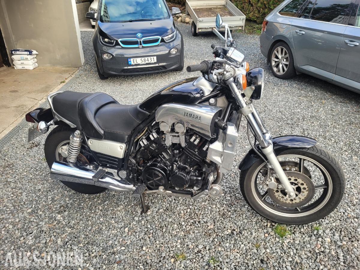 1985 MC - Yamaha V-Max 1200