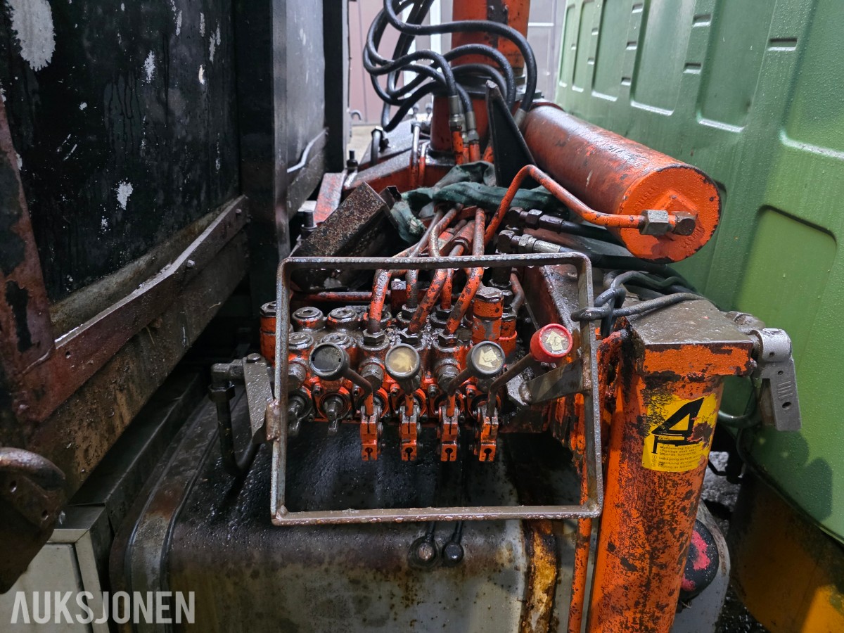 1980 Scania L 81S46 kran/tipp veteranbil