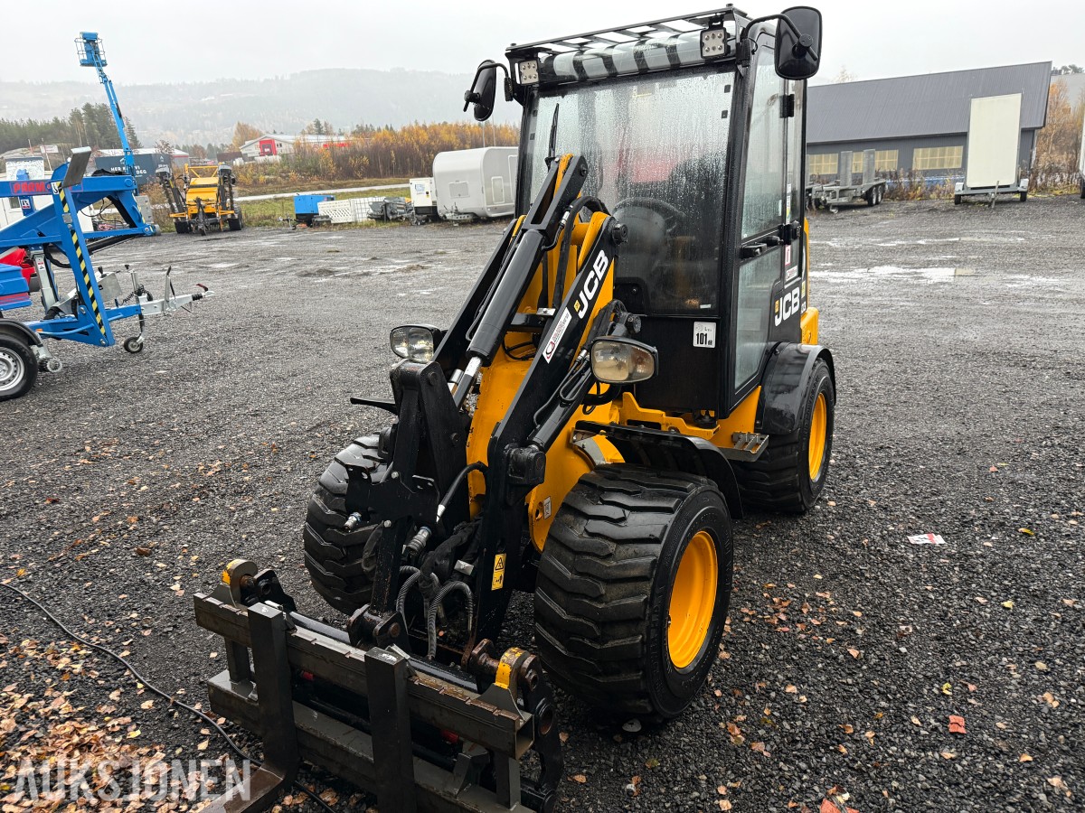 2019 JCB 403 Hjullaster m/Skuffe og pallegaffel-Kun 1487 Timer