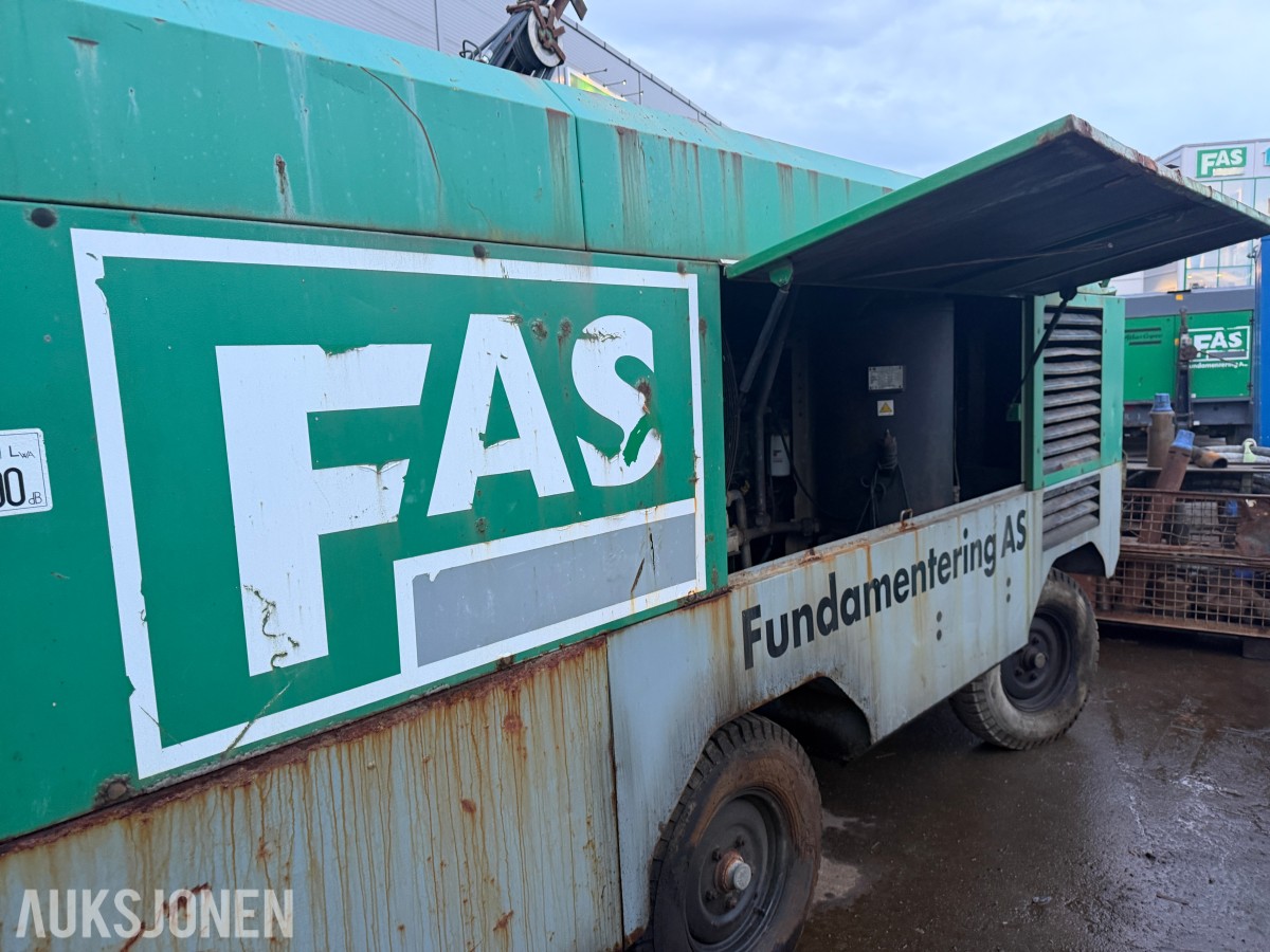 2010 Doosan / Ingersoll Rand 21/215 mobil dieselkompressor – dele-/reparasjonsobjekt