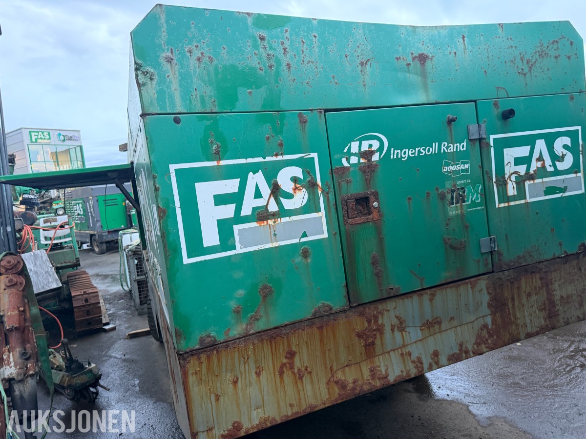 2010 Doosan / Ingersoll Rand 21/215 mobil dieselkompressor – dele-/reparasjonsobjekt