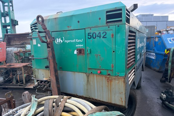 2010 Doosan / Ingersoll Rand 21/215 mobil dieselkompressor – dele-/reparasjonsobjekt