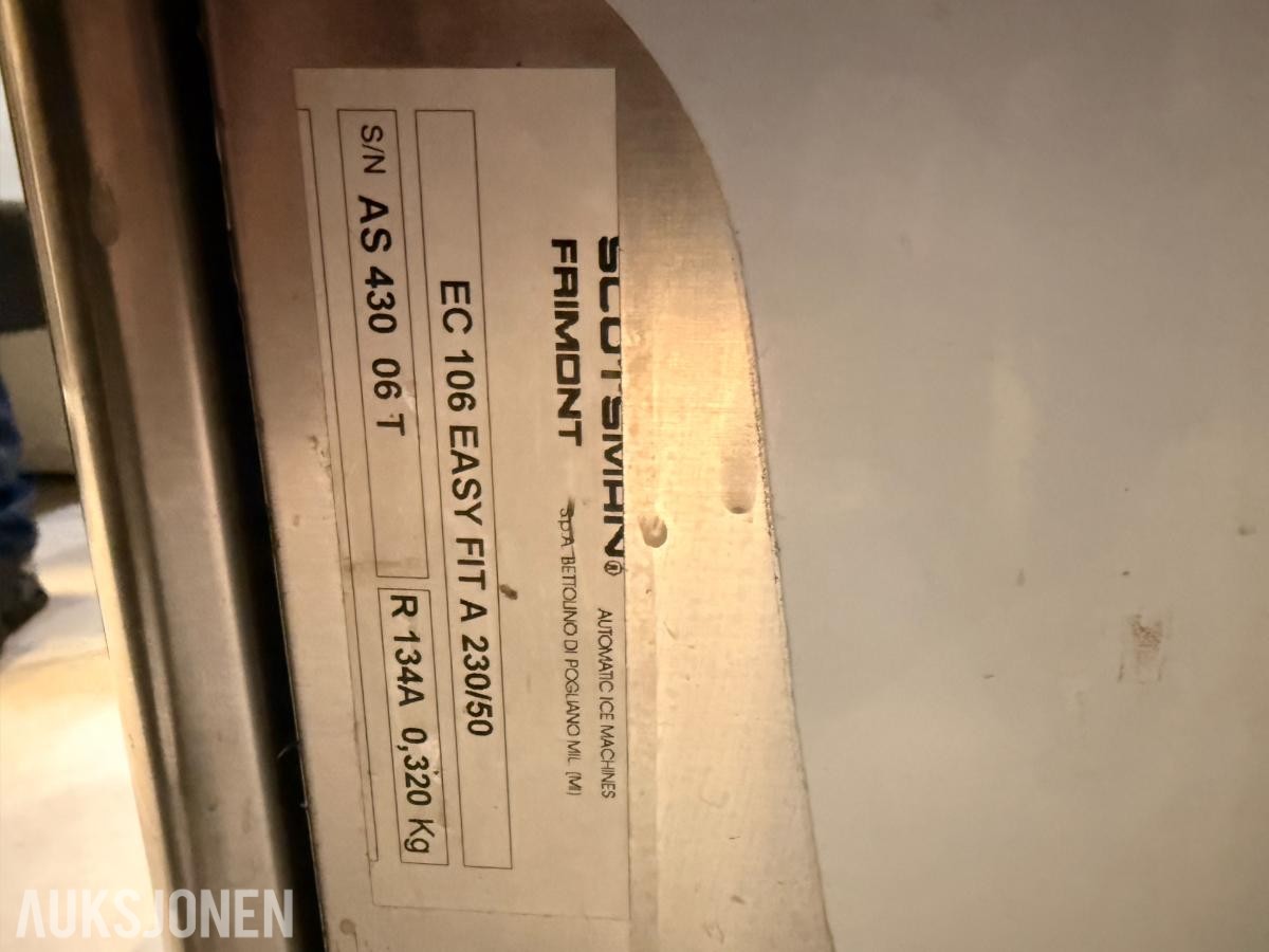 GGMGASTRO KJØKKEN UTSTYR PIZZAOVN, ISBITMASKIN, TOASTPRESSER, KAKEDISK, PASTAKOKER